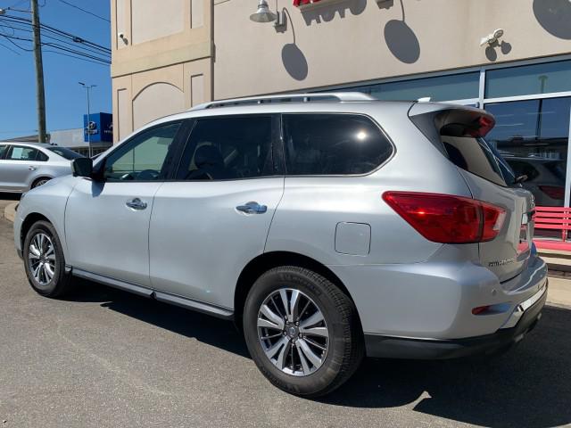 2020 Nissan Pathfinder SL 4WD