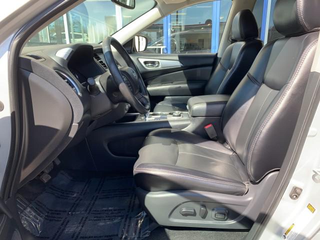 2020 Nissan Pathfinder SL 4WD