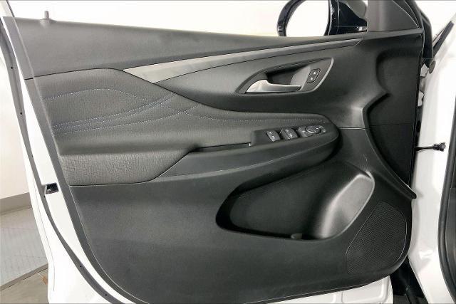 2025 Buick NV Sport Touring FWD