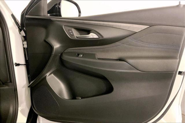 2025 Buick NV Sport Touring FWD
