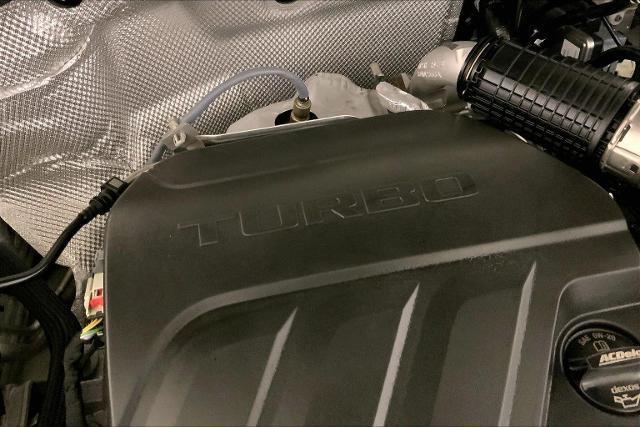 2025 Buick NV Sport Touring FWD