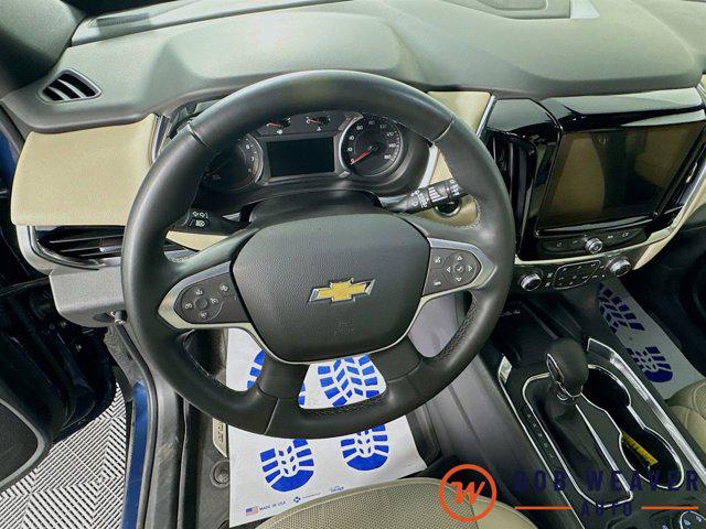 2023 Chevrolet Traverse AWD LT Cloth