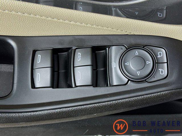 2023 Chevrolet Traverse AWD LT Cloth