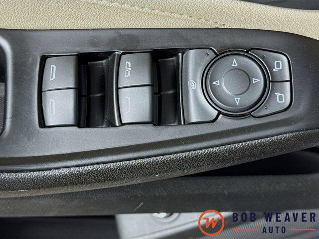2023 Chevrolet Traverse AWD LT Cloth