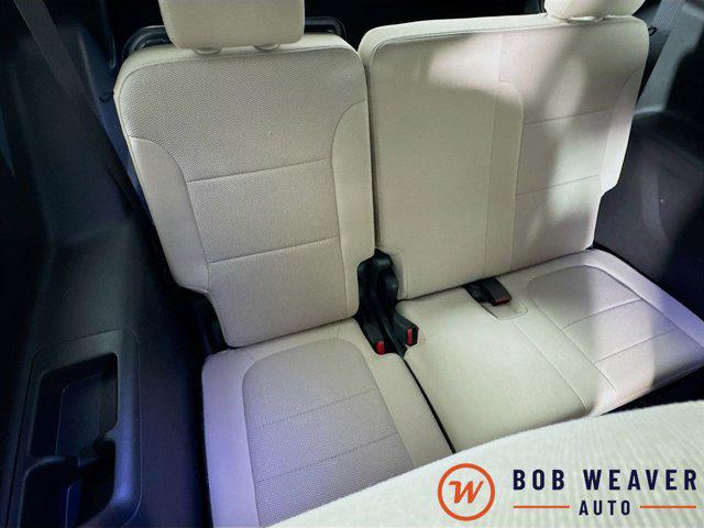 2023 Chevrolet Traverse AWD LT Cloth