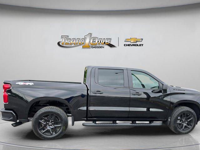 2026 Chevrolet Silverado 1500 4WD Crew Cab Short Bed Custom