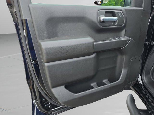 2026 Chevrolet Silverado 1500 4WD Crew Cab Short Bed Custom