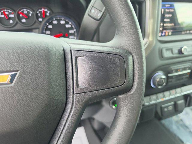 2026 Chevrolet Silverado 1500 4WD Crew Cab Short Bed Custom