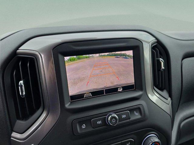 2026 Chevrolet Silverado 1500 4WD Crew Cab Short Bed Custom