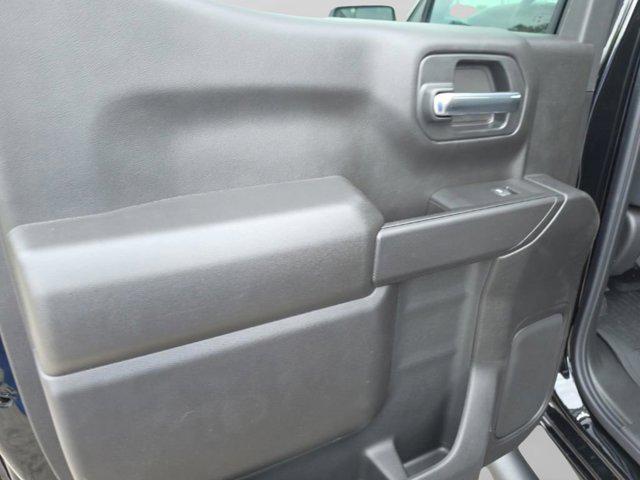 2026 Chevrolet Silverado 1500 4WD Crew Cab Short Bed Custom