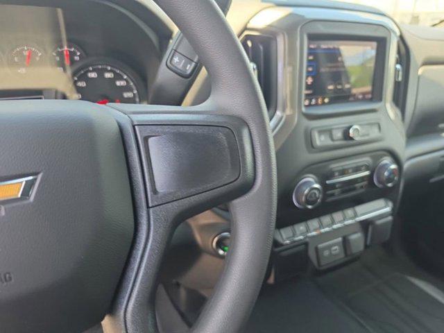 2026 Chevrolet Silverado 1500 4WD Crew Cab Short Bed Custom