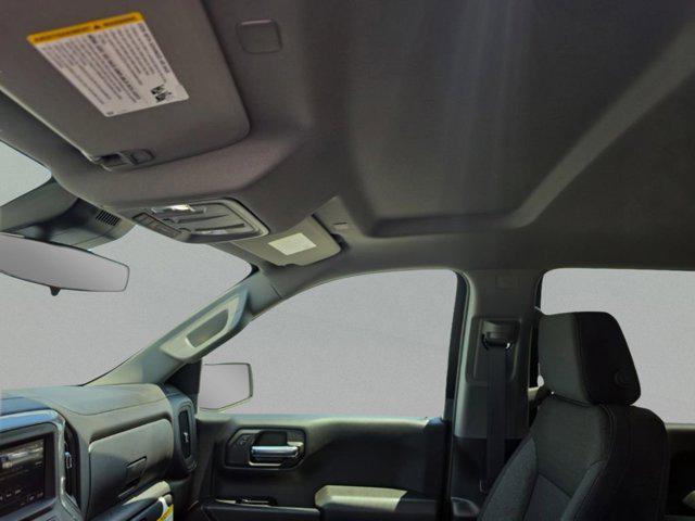 2026 Chevrolet Silverado 1500 4WD Crew Cab Short Bed Custom