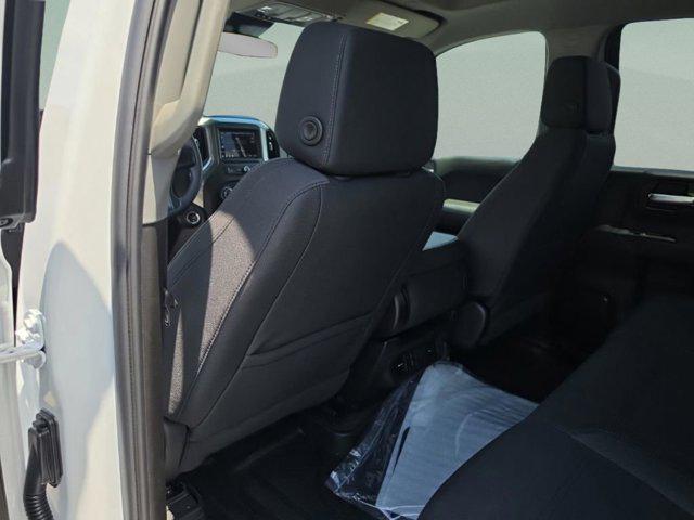 2026 Chevrolet Silverado 1500 4WD Crew Cab Short Bed Custom