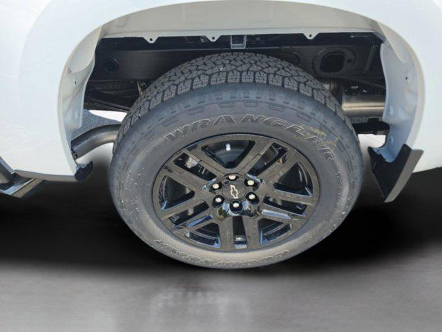 2026 Chevrolet Silverado 1500 4WD Crew Cab Short Bed Custom