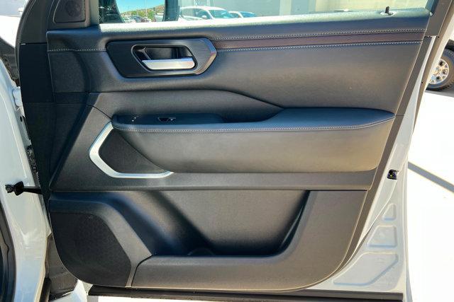 2025 Nissan Armada Platinum Reserve 4WD