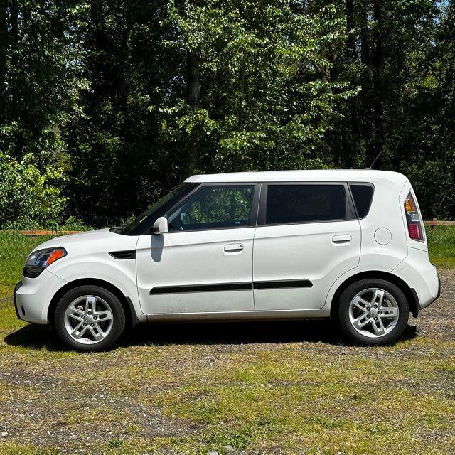 2010 Kia Soul +