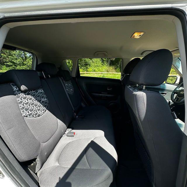 2010 Kia Soul +