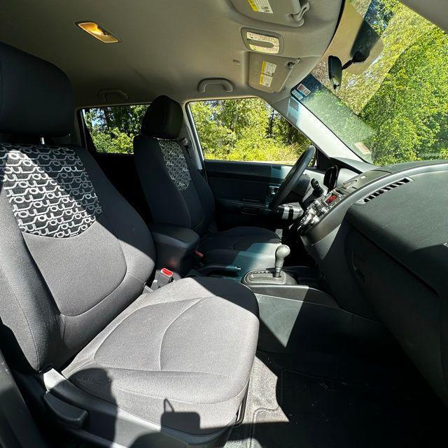 2010 Kia Soul +