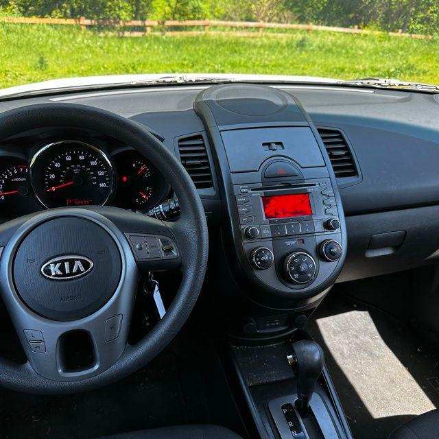 2010 Kia Soul +