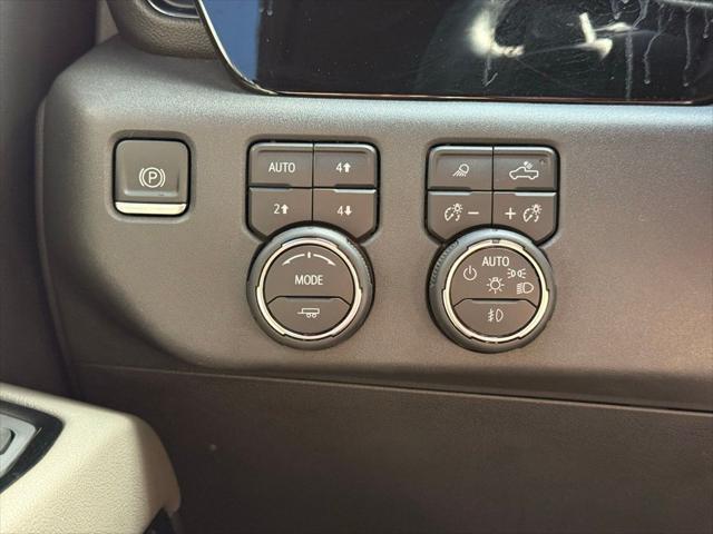 2023 Chevrolet Silverado 1500 4WD Crew Cab Short Bed ZR2