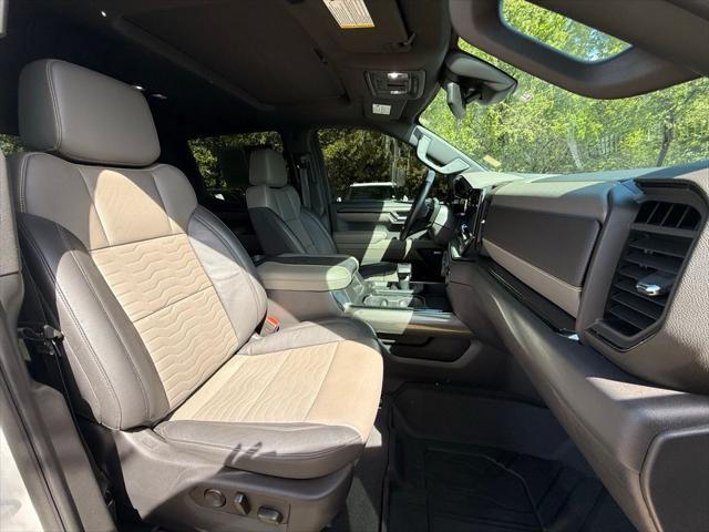 2023 Chevrolet Silverado 1500 4WD Crew Cab Short Bed ZR2