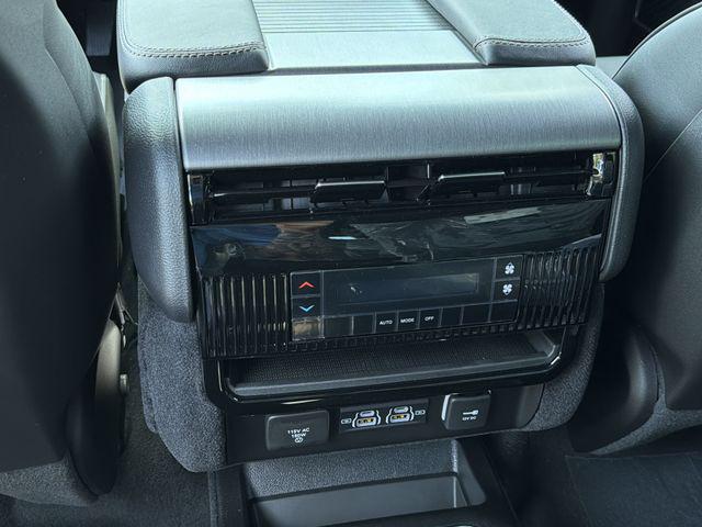 2026 Jeep Grand Wagoneer 4x4