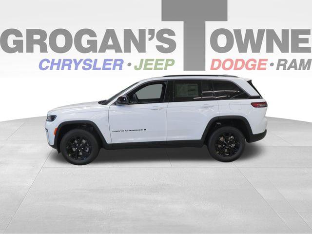 2026 Jeep Grand Cherokee GRAND CHEROKEE LAREDO ALTITUDE 4X4
