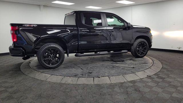 2026 Chevrolet Silverado 1500 4WD Crew Cab Short Bed Custom