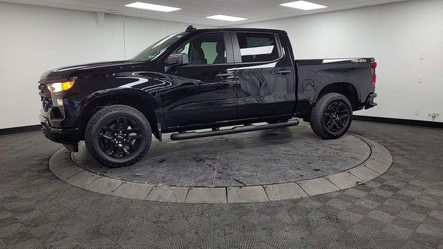 2026 Chevrolet Silverado 1500 4WD Crew Cab Short Bed Custom