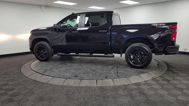 2026 Chevrolet Silverado 1500 4WD Crew Cab Short Bed Custom
