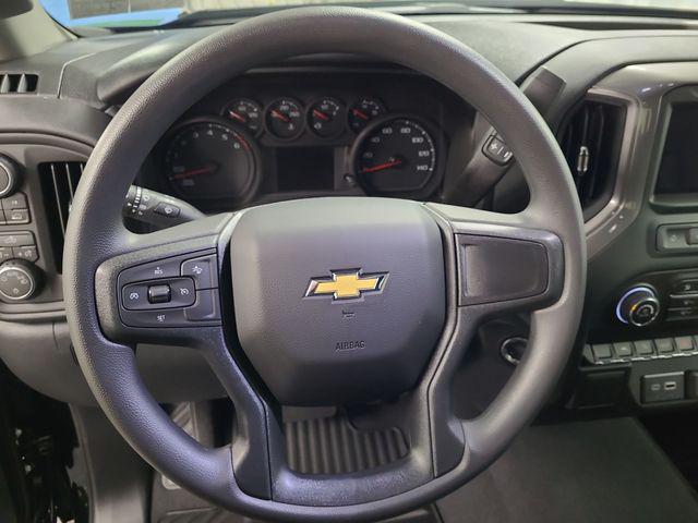 2026 Chevrolet Silverado 1500 4WD Crew Cab Short Bed Custom
