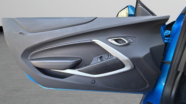 2024 Chevrolet Camaro RWD Coupe 1LT