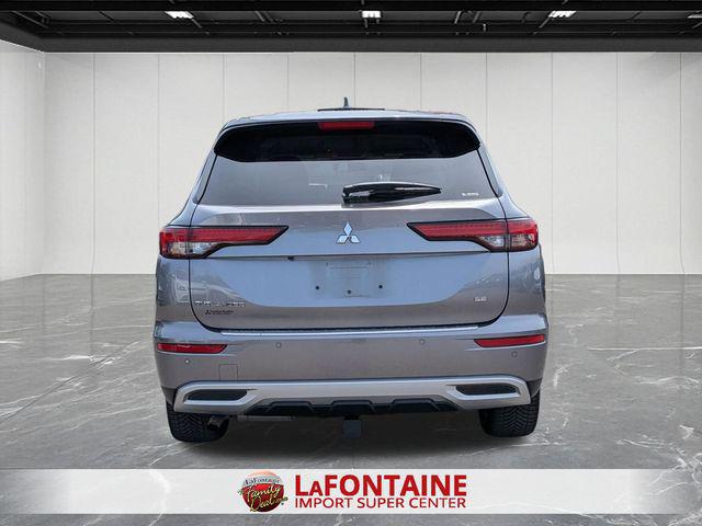 2022 Mitsubishi Outlander SE