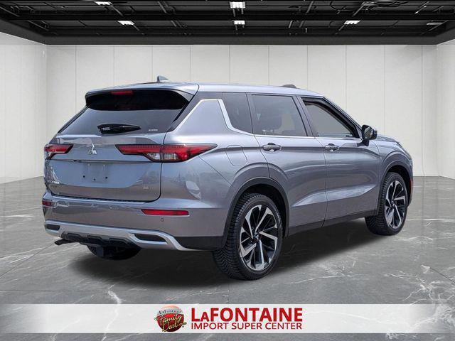 2022 Mitsubishi Outlander SE
