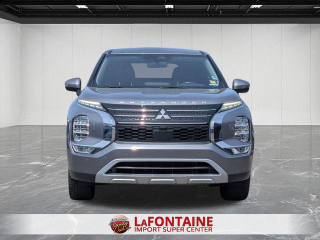 2022 Mitsubishi Outlander SE