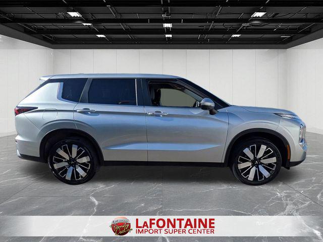 2025 Mitsubishi Outlander SE 2.5 2WD