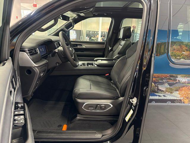 2026 Jeep Grand Wagoneer Limited Altitude 4x4