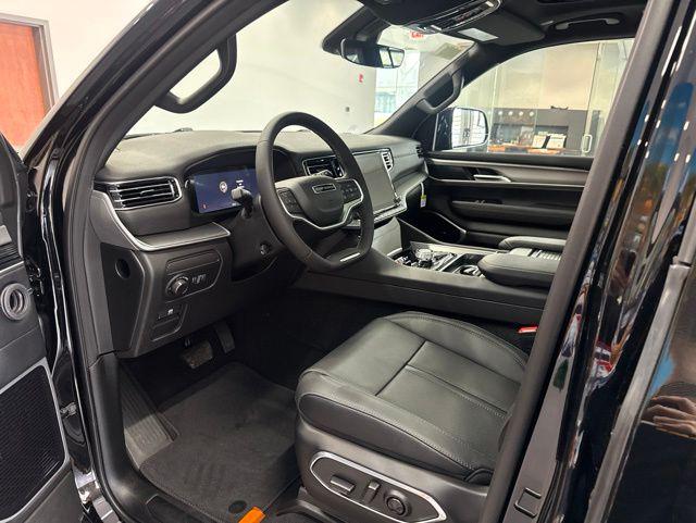 2026 Jeep Grand Wagoneer Limited Altitude 4x4