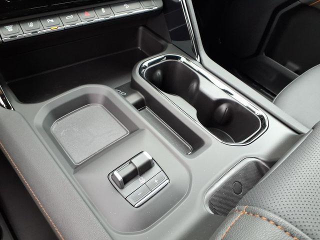 2026 GMC Sierra 2500HD Crew Cab, Standard Bed, AT4, 4WD