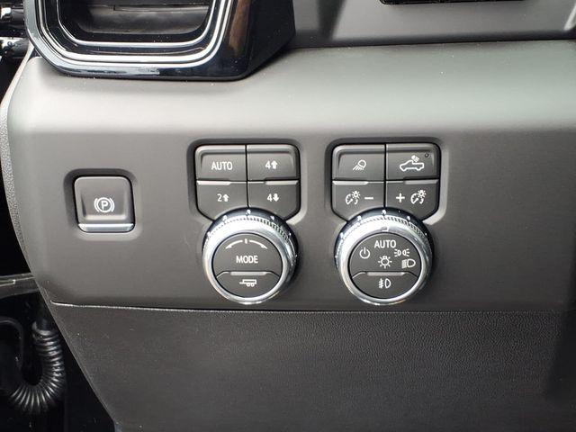 2026 GMC Sierra 2500HD Crew Cab, Standard Bed, AT4, 4WD