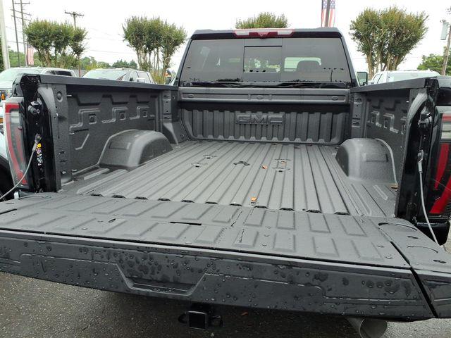 2026 GMC Sierra 2500HD Crew Cab, Standard Bed, AT4, 4WD