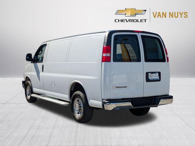 2024 Chevrolet Express Cargo Van RWD 2500 Regular Wheelbase WT