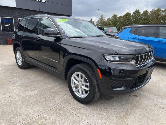 2023 Jeep Grand Cherokee Laredo 4x4 for sale in White Lake, MI