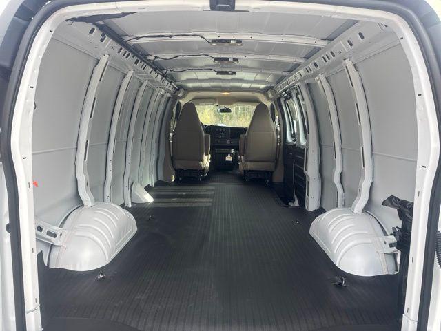 2026 GMC Savana Cargo 2500 Extended Wheelbase, Work Van, RWD