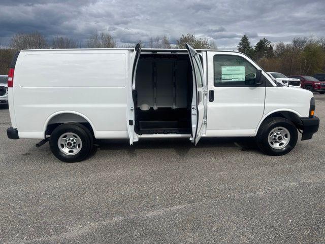 2026 GMC Savana Cargo 2500 Extended Wheelbase, Work Van, RWD