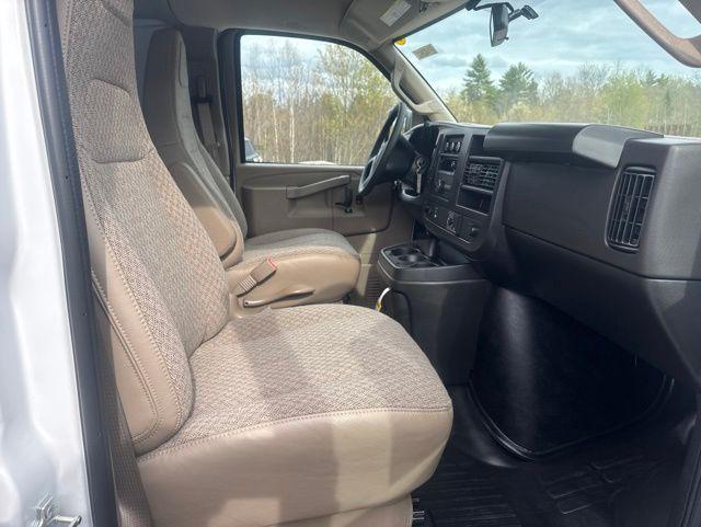2026 GMC Savana Cargo 2500 Extended Wheelbase, Work Van, RWD