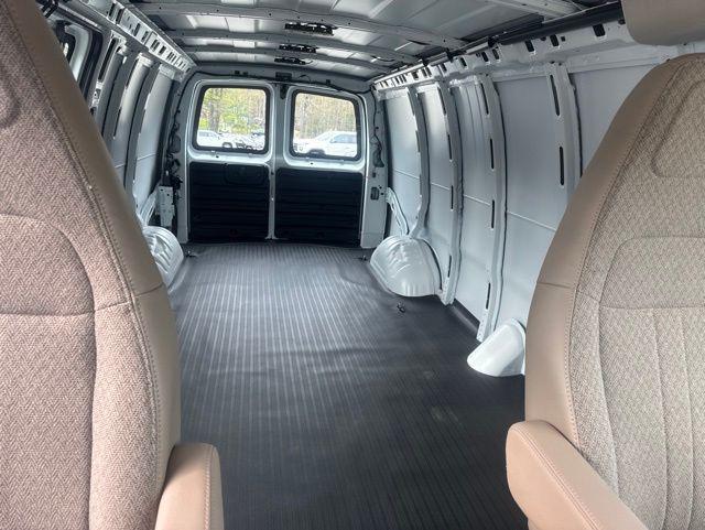 2026 GMC Savana Cargo 2500 Extended Wheelbase, Work Van, RWD