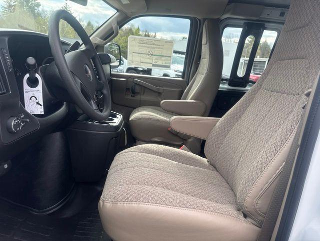 2026 GMC Savana Cargo 2500 Extended Wheelbase, Work Van, RWD