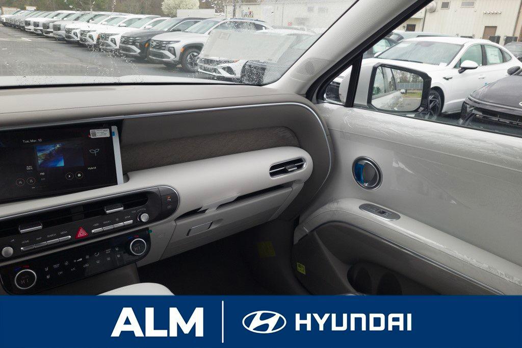 New 2026 Silver Hyundai Blue SEL 8P image 21