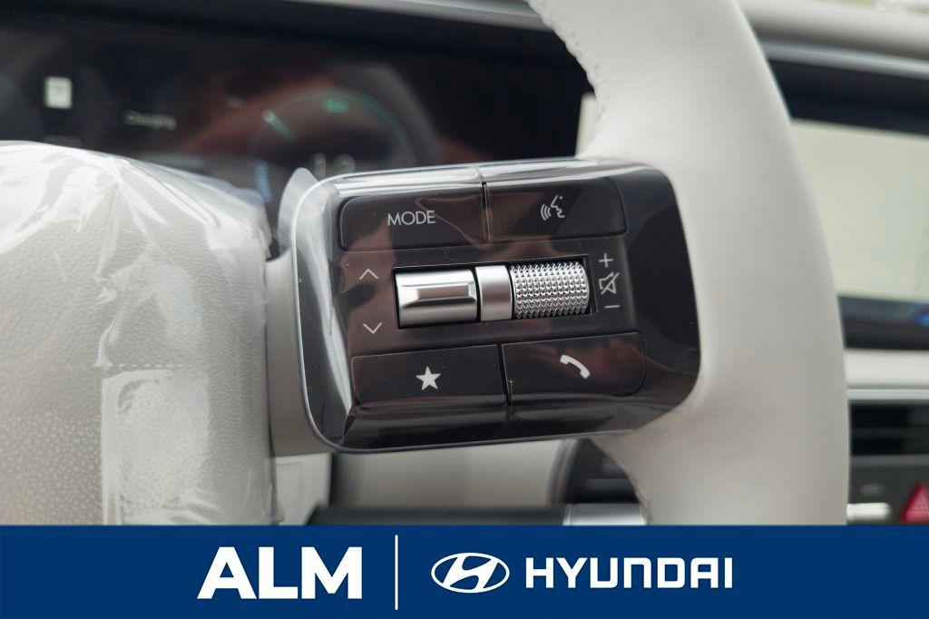 New 2026 Silver Hyundai Blue SEL 8P image 28
